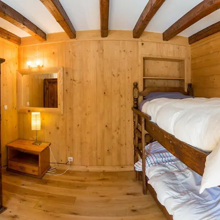 Chalet Chalet Chamonix-mont-blanc, 5 Pieces, 8 Personnes - Fr-1-507-57